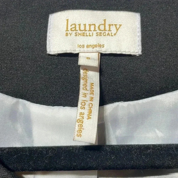 Laundry by Shelli Segal - Picture 2 of 6